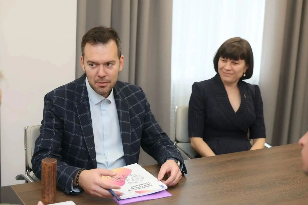 ЕАО договорилась о сотрудничестве с Институтом развития профессионального образования в подготовке кадров для области ЕАО договорилась о сотрудничестве с Институтом развития профессионального образования в подготовке кадров для области
