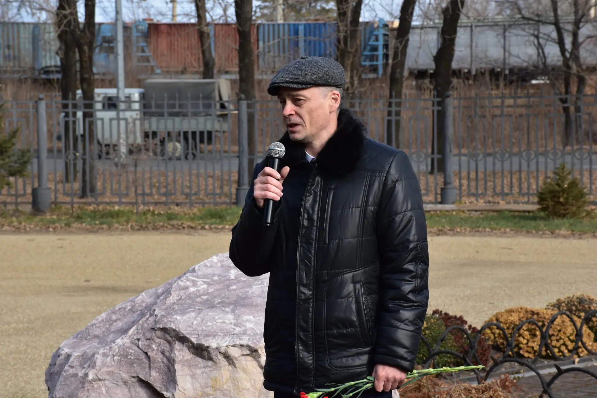 В ЕАО почтили память жертв политических репрессий