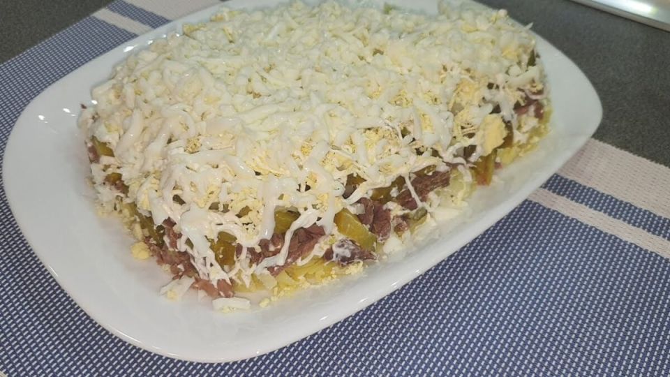 Новый рецепт сытного салата: просто, вкусно и доступно