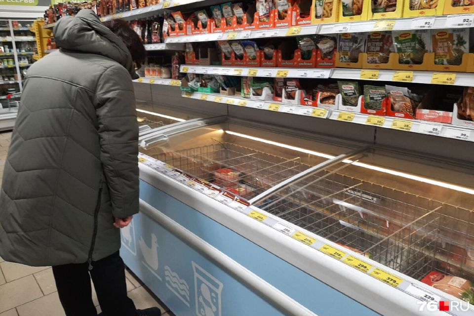 Куриный дефицит: причины и последствия для покупателей