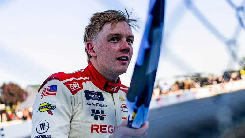 ������� ������ ������ ����� �������������� � ������� Cadillac �� 24 ����� �������